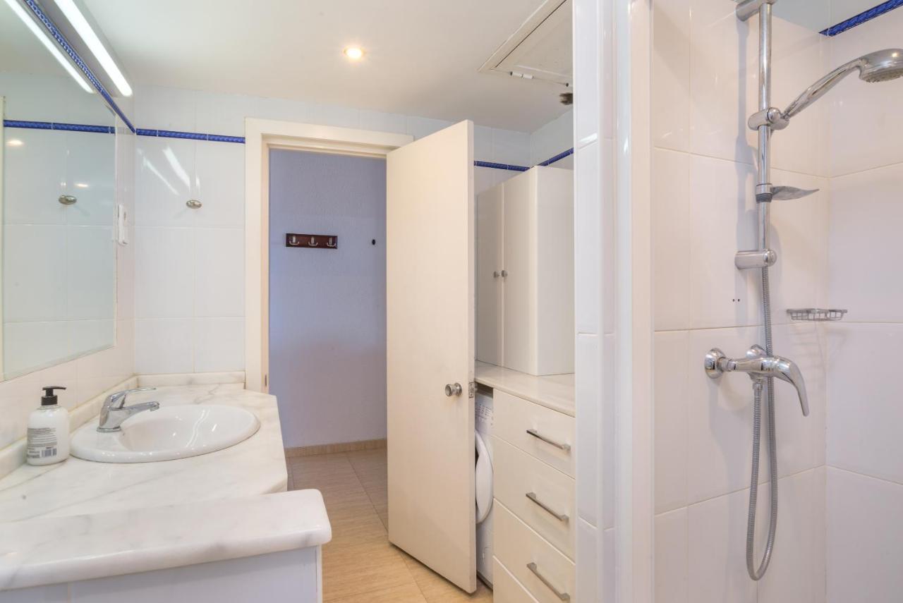 פואנגירולה Pyr Aparthotel Studio מראה חיצוני תמונה